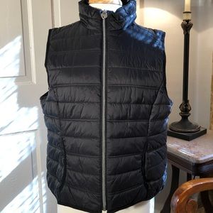 Black Guess Puffer Jacket